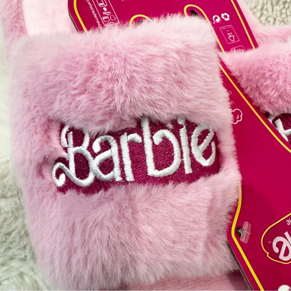 *NEW* Barbie Pink Slippers Size S (5/6) - Picture 4 of 13